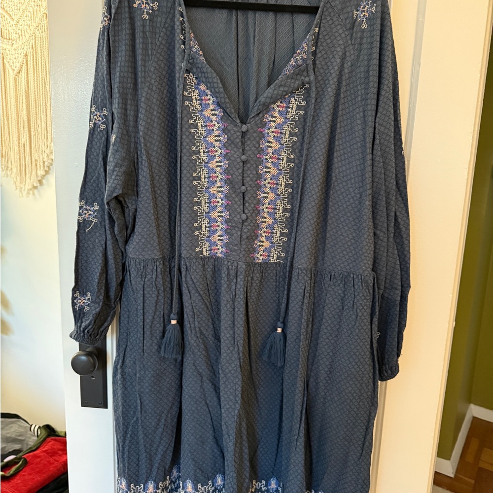 Knox Rose Blue Embroidered Dress